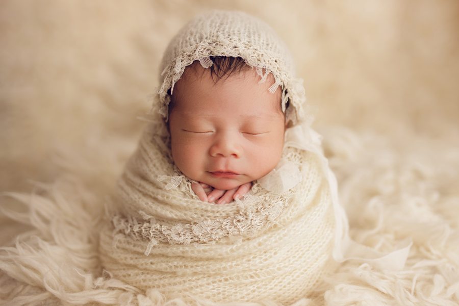 Ottawa newborn photographer, newborn photography