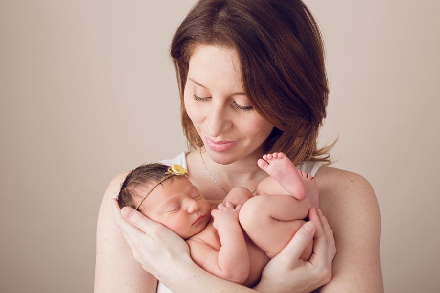 Ottawa newborn photographers