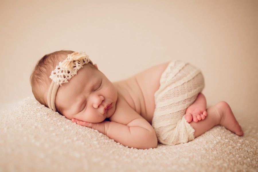 newborn photography, newborn photographers Ottawa, Stittsville newborn photography, Ottawa newborn photography