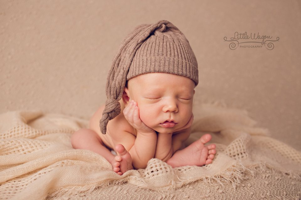 Newborn. Нью Борн Беби. Нью Борн Беби фотосессия. Фотосессия Борн Ньюборн. Фотосессия Беби Борн новорожденных.