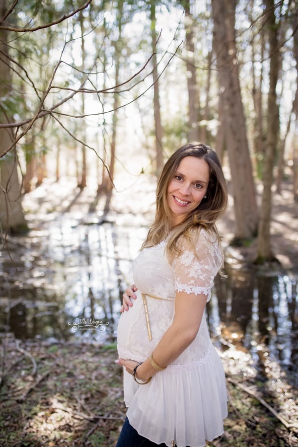 ottawa maternity photography, woman holding pregnant belly