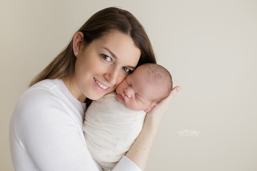 mom and newborn, ottawa newborn photography