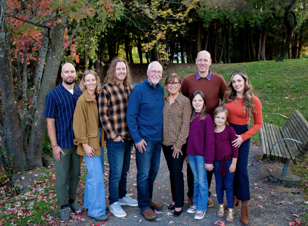 family-photos-ottawa-outfit-ideas.webp